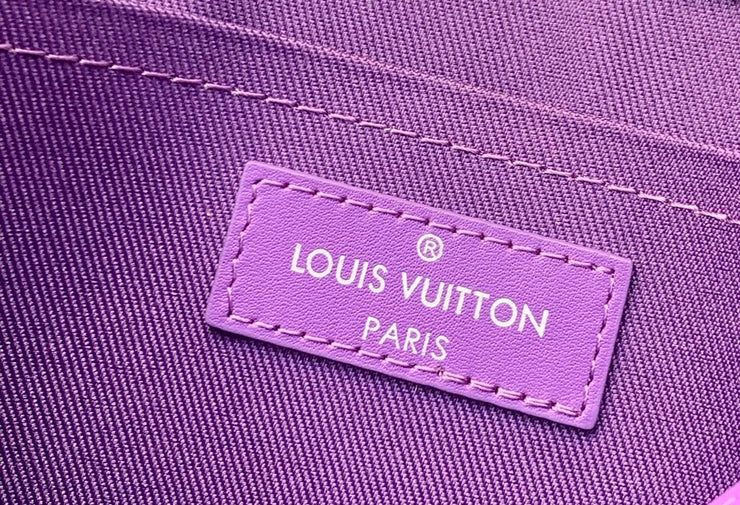 Pochette Lv