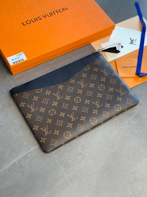 Pochette Vuitton