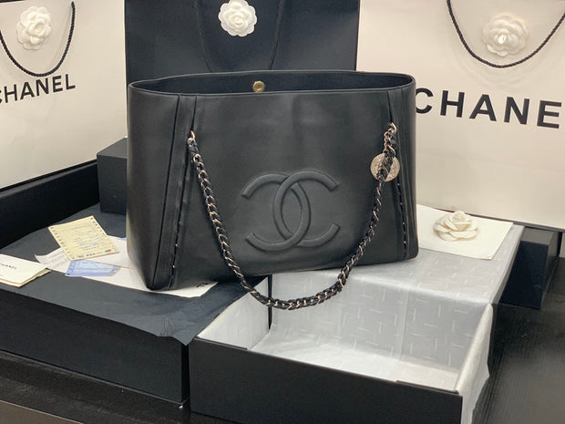 Chanel shopping Bag