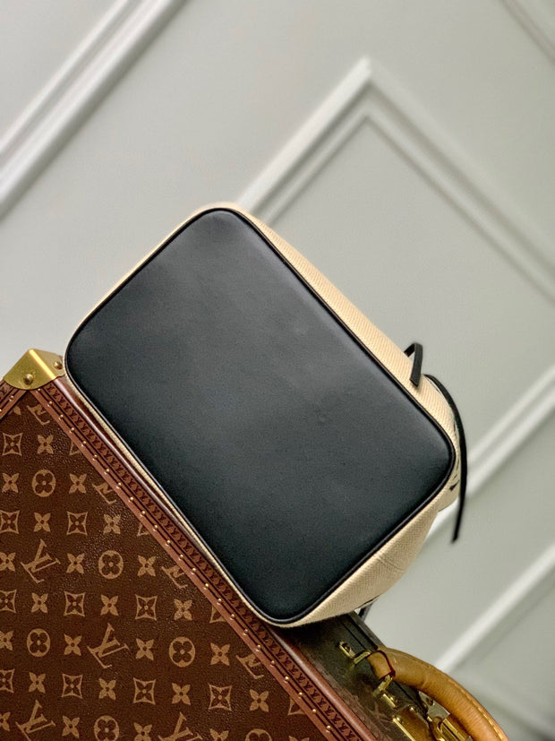 Secchiello Vuitton